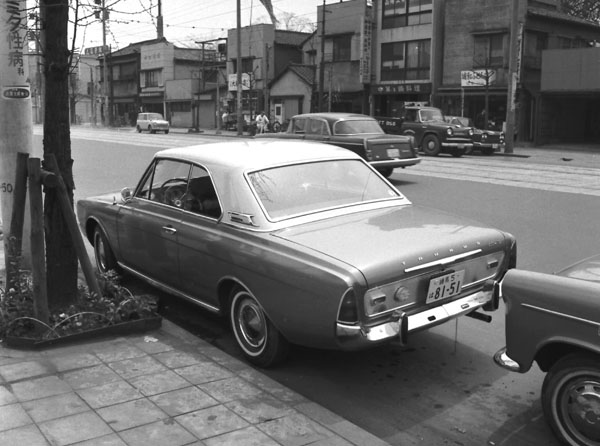 (05-14c)(145-26) 1964 Ford Taunus 20M TS 2dr Hardtop Coupe.jpg